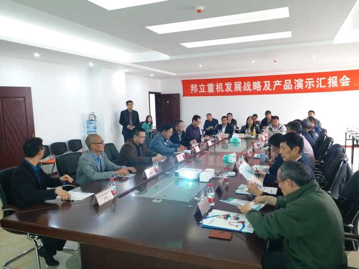 1511749858293476.jpg 电动报废汽车拆解机.jpg