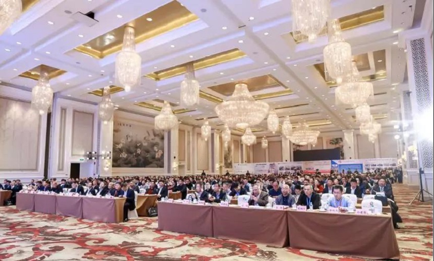 抓钢机行业会.jpg 抓钢机行业会.jpg