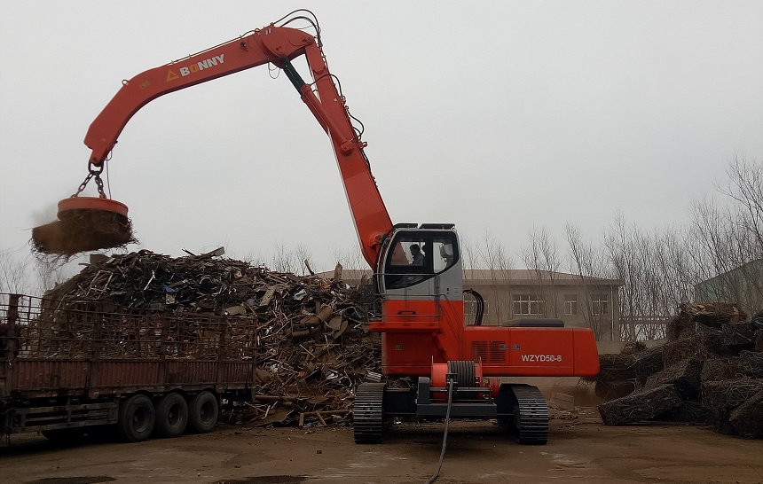 电动抓钢机.jpg 电动抓钢机.jpg