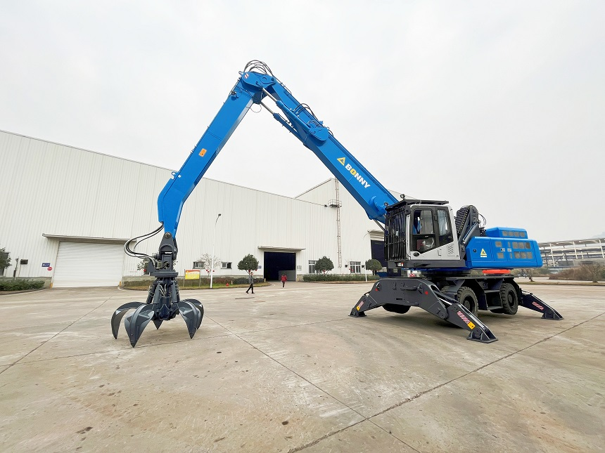 抓料机.png 抓料机.png